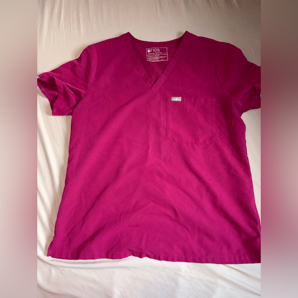Figs Women's Pink V-Neck Top